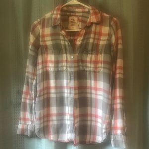 Button down plaid shirt.